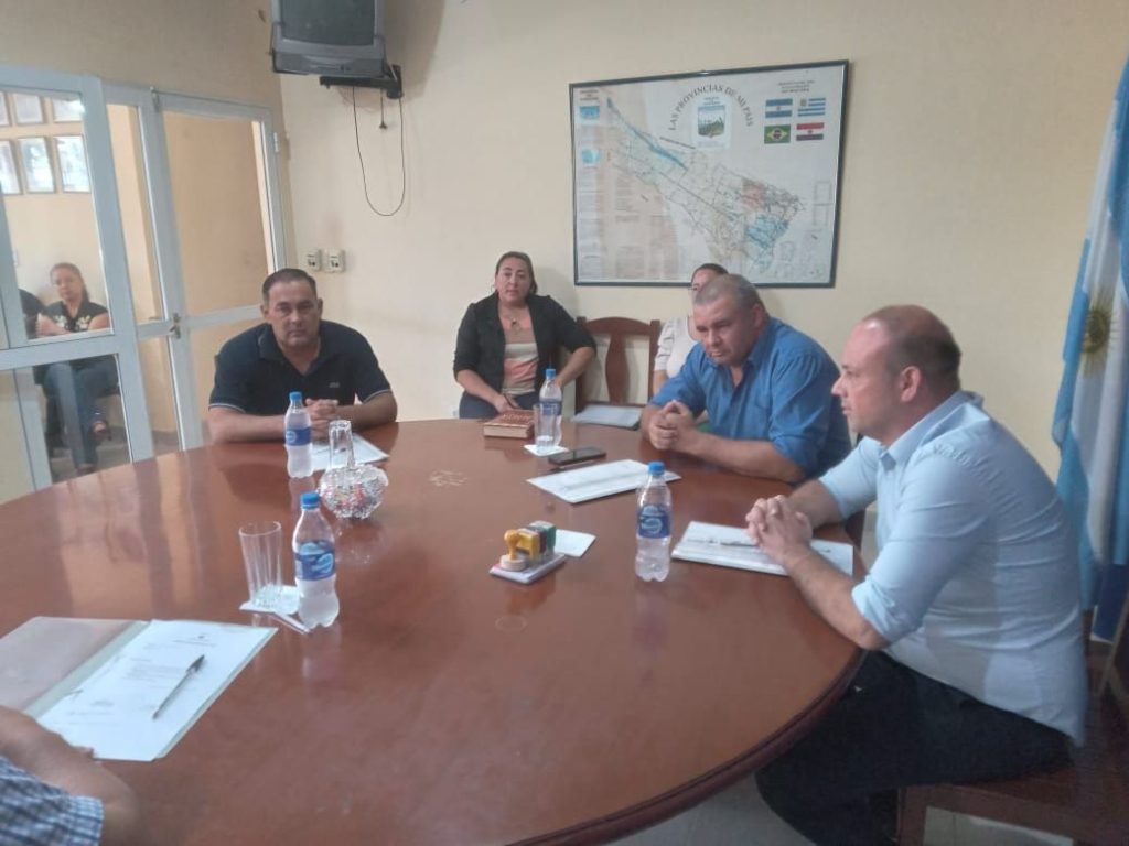 Nuevo liderazgo en la sesión preparatoria del Concejo Deliberante de Laguna Naineck 4