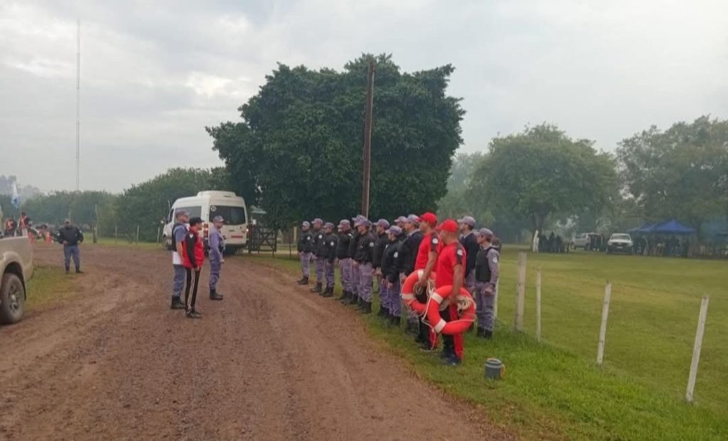 Operativo de Seguridad en Laguna Naineck para la Competencia Provincial de Kayak 3