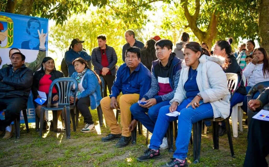 Encuentro con la Comunidad de La Primavera: Eber Solís Promueve la Unidad y el Voto Informado 4