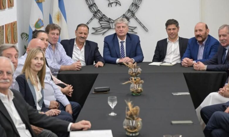 Gobernadores peronistas exigen un federalismo inclusivo y denuncian desfinanciamiento de las provincias 1
