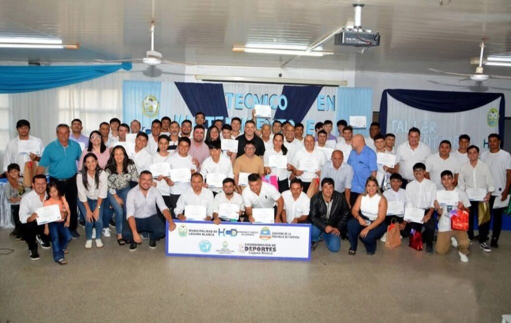 Laguna Blanca celebró el cierre de los cursos de capacitación en oficios 3