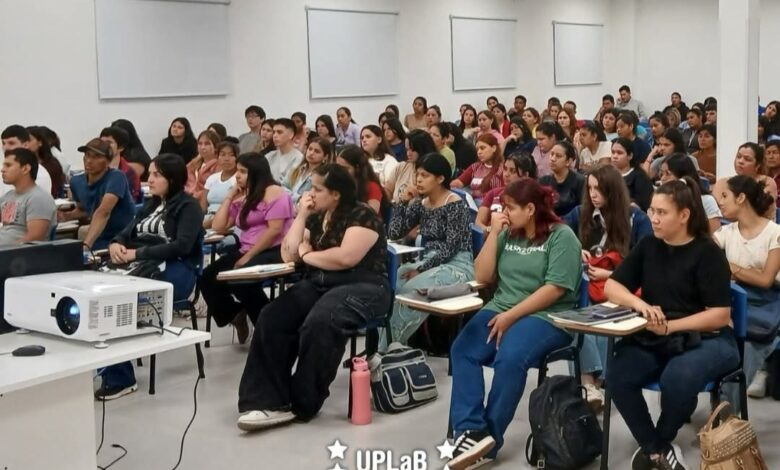 La UPLaB dio inicio al Ciclo Lectivo 2026 con más de 500 aspirantes en el curso introductorio. 1